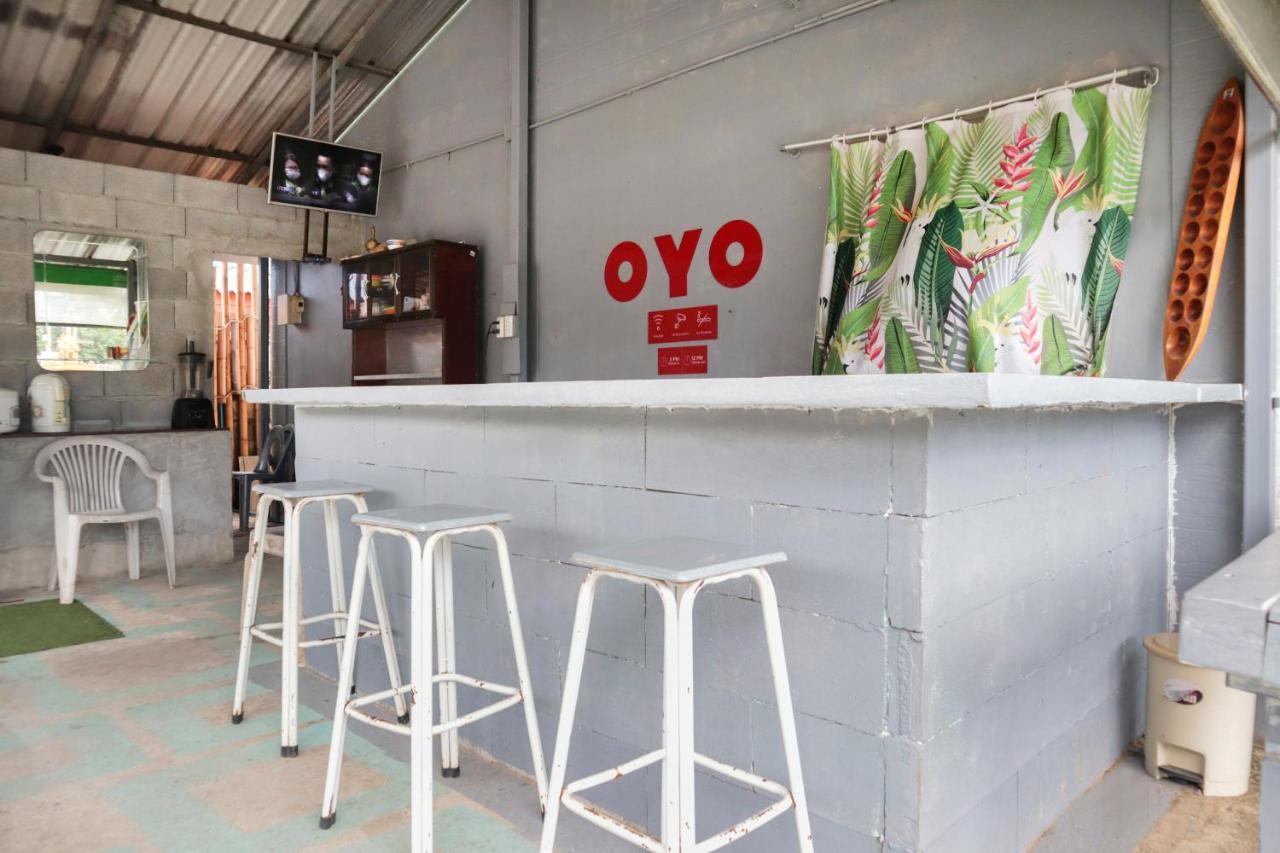 Oyo 1029 Os Rooms Nai Yang Beach Exteriör bild